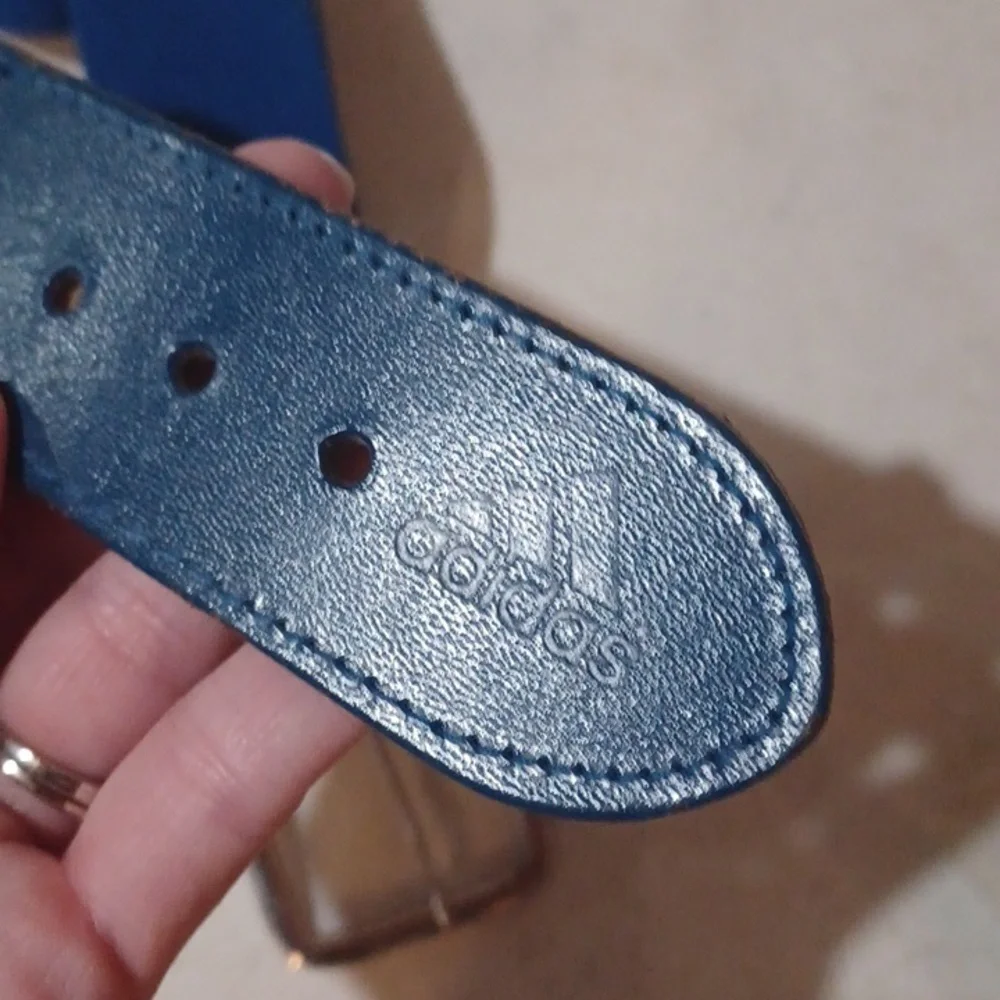 Adidas blue baseball belt